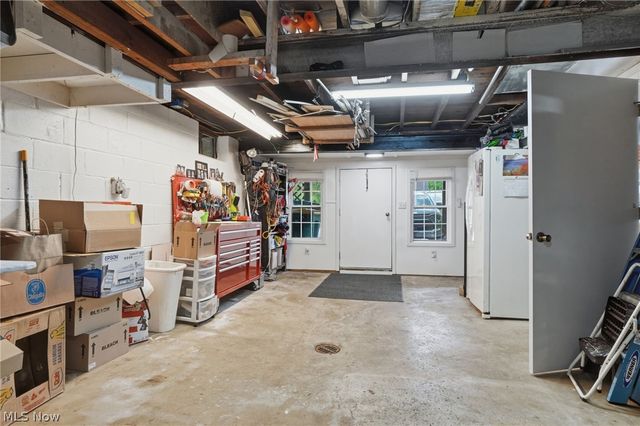 12570 Jackson Drive, Burton, OH 44021