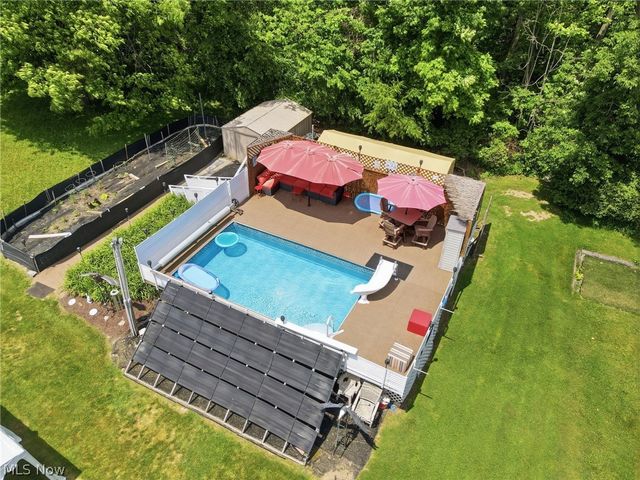 12570 Jackson Drive, Burton, OH 44021