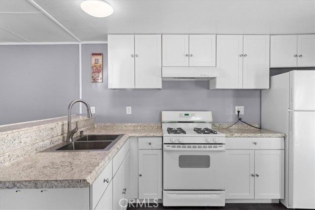 22899 Byron Road, Crestline, CA 92325