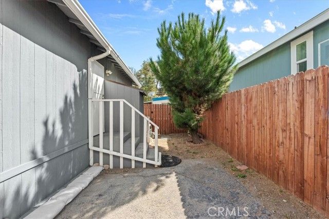 22899 Byron Road, Crestline, CA 92325