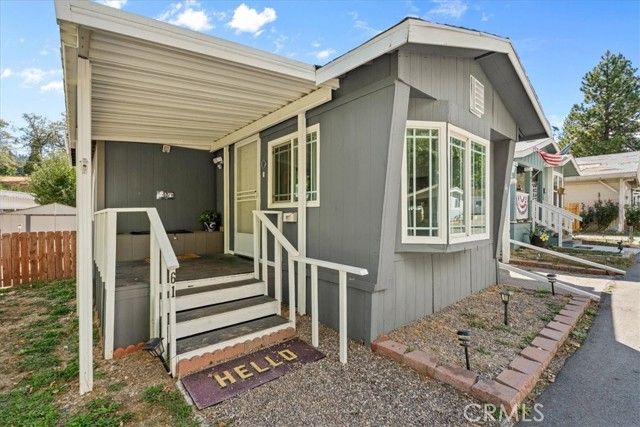22899 Byron Road, Crestline, CA 92325
