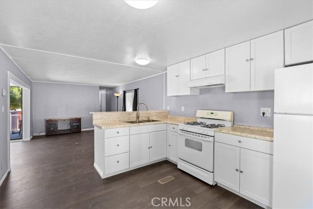 22899 Byron Road, Crestline, CA 92325