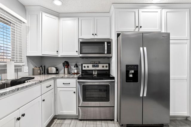 515 E Greenwood Street, Springfield, MO 65807