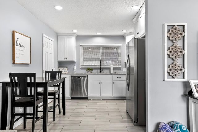 515 E Greenwood Street, Springfield, MO 65807