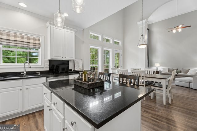 135 Parkside Close, Alpharetta, GA 30022