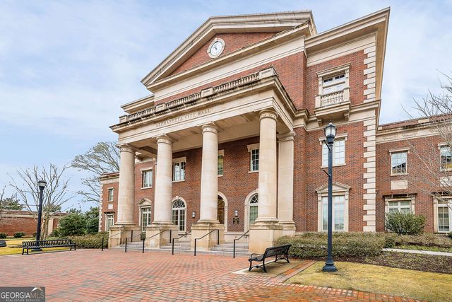 135 Parkside Close, Alpharetta, GA 30022