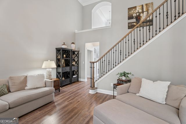 135 Parkside Close, Alpharetta, GA 30022