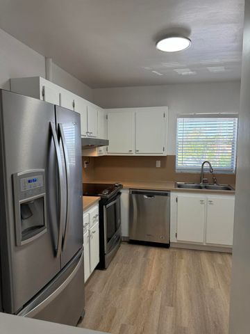 1400 NE 55th Street, Fort Lauderdale, FL 33334