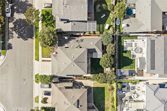 21612 Polynesian Lane, Huntington Beach, CA 92646