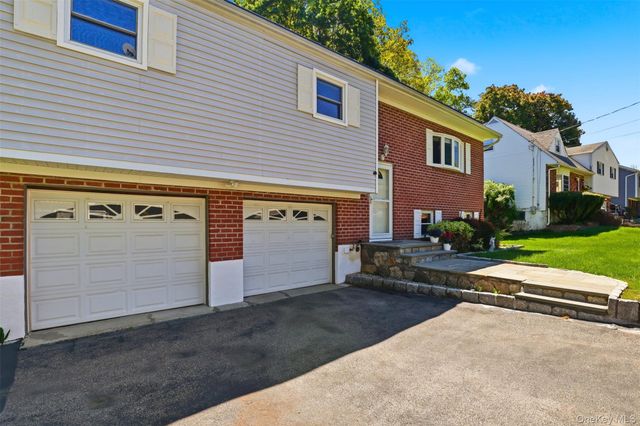 264 Buttonwood Avenue, Cortlandt Manor, NY 10567