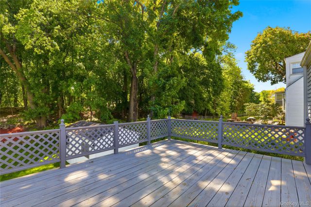264 Buttonwood Avenue, Cortlandt Manor, NY 10567