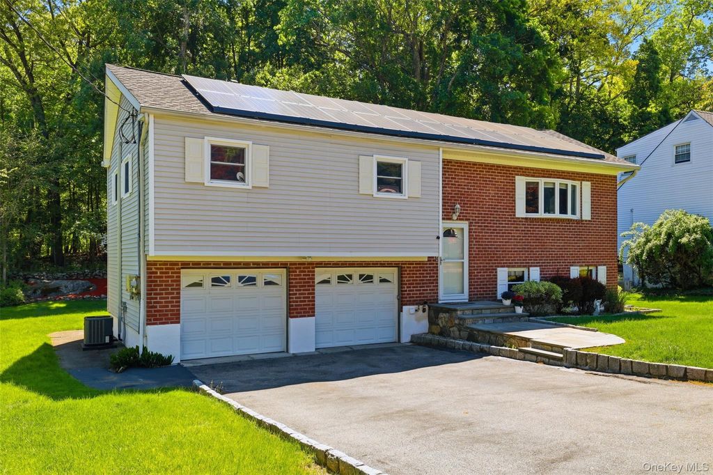 264 Buttonwood Avenue, Cortlandt Manor, NY 10567