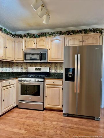 2432 LULL WATER Drive, Fayetteville, NC 28306