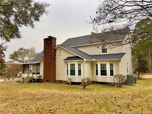 2432 LULL WATER Drive, Fayetteville, NC 28306