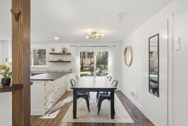 18949 Baker Road, Bend, OR 97702