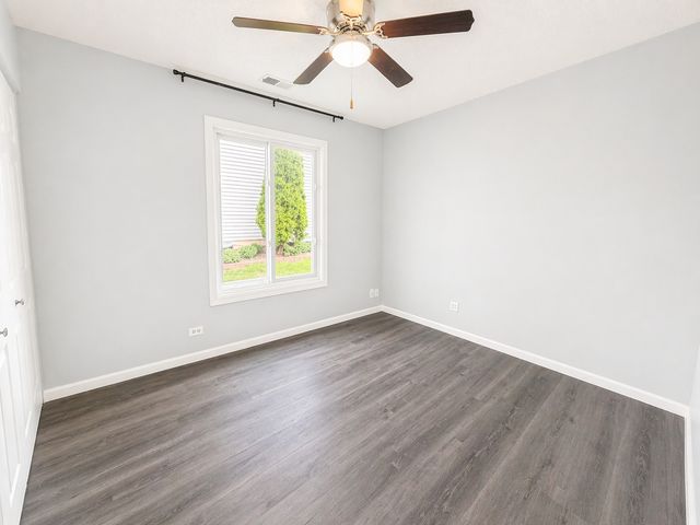 828 Huron Court, Carol Stream, IL 60188