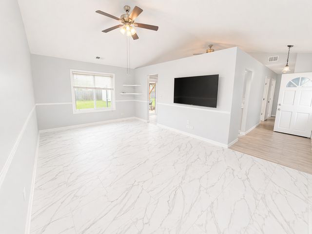 828 Huron Court, Carol Stream, IL 60188