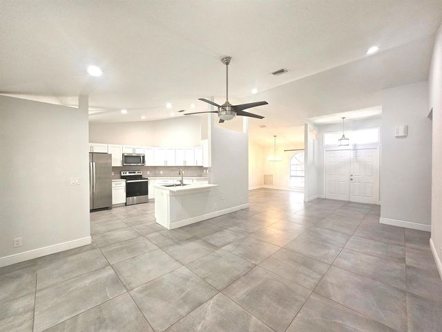 13588 74th Street N, West Palm Beach, FL 33412