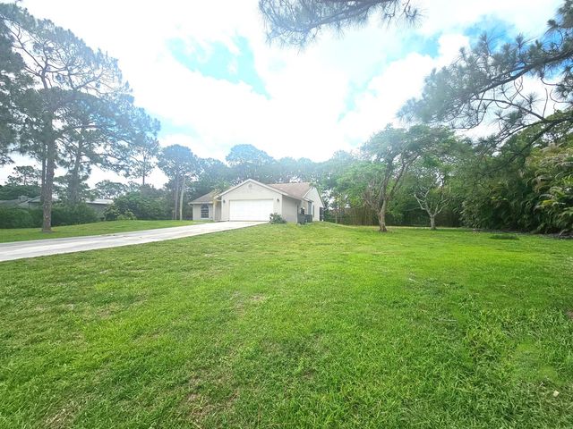 13588 74th Street N, West Palm Beach, FL 33412