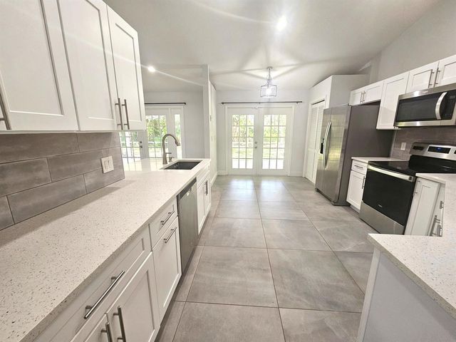 13588 74th Street N, West Palm Beach, FL 33412
