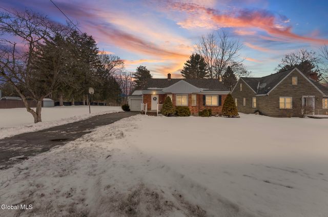 189 Sunnyside Road, Schenectady, NY 12302