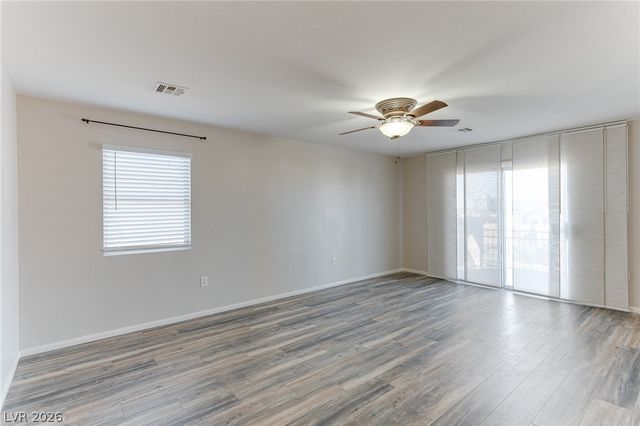 860 Viento Del Montagna Avenue, Henderson, NV 89012