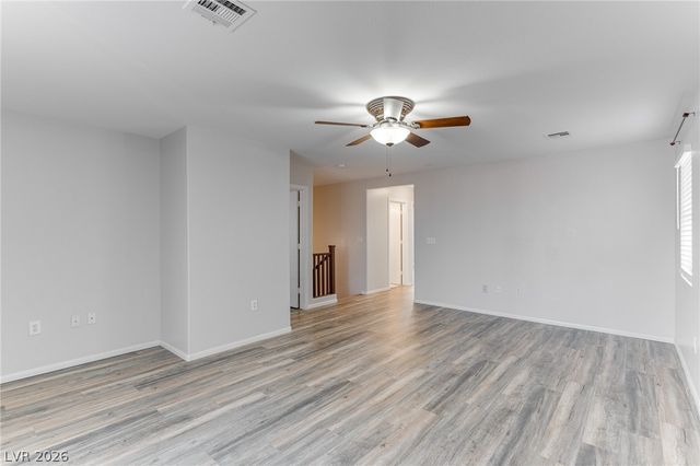860 Viento Del Montagna Avenue, Henderson, NV 89012