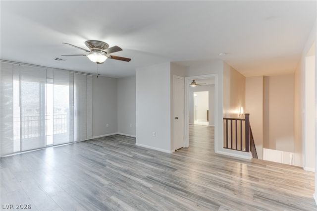 860 Viento Del Montagna Avenue, Henderson, NV 89012