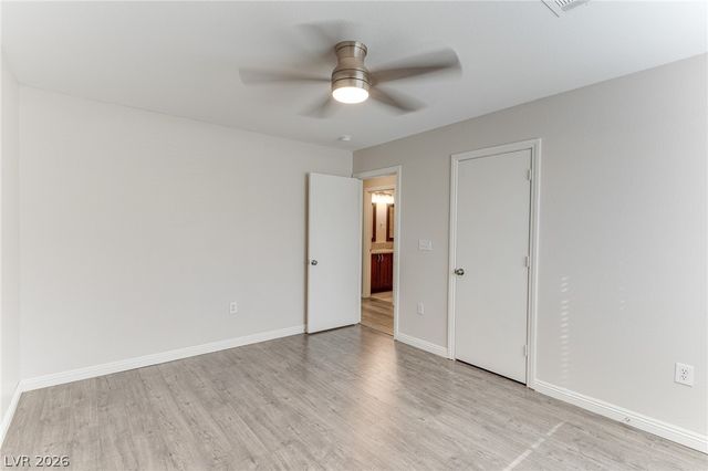 860 Viento Del Montagna Avenue, Henderson, NV 89012