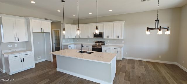 36235 W ROESER Road, Tonopah, AZ 85354