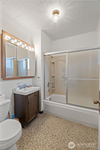 324 N F Street, Aberdeen, WA 98520