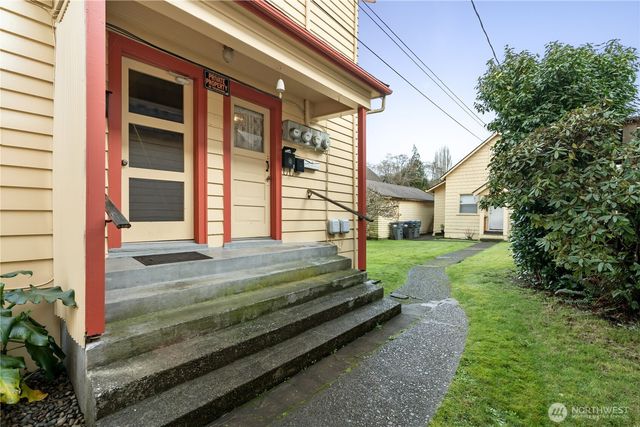 324 N F Street, Aberdeen, WA 98520