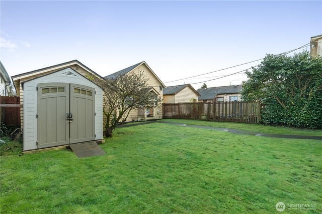 324 N F Street, Aberdeen, WA 98520