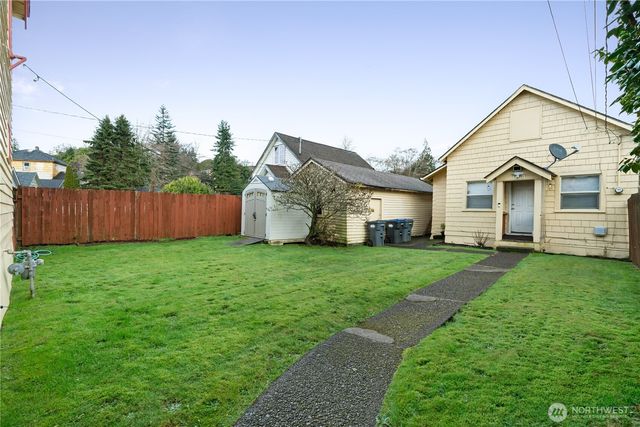 324 N F Street, Aberdeen, WA 98520