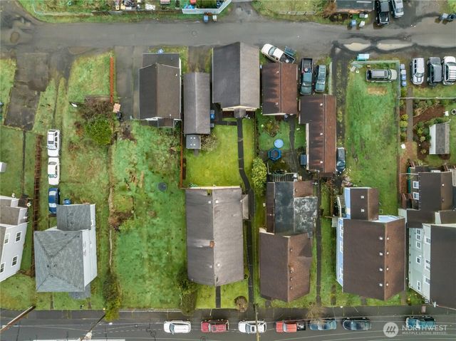 324 N F Street, Aberdeen, WA 98520