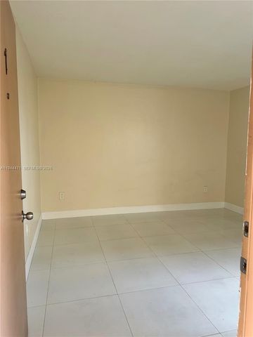 1640 SW 1st St 7, Miami, FL 33135