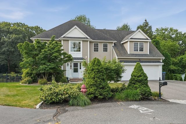 21 Manchester Pl, Natick, MA 01760