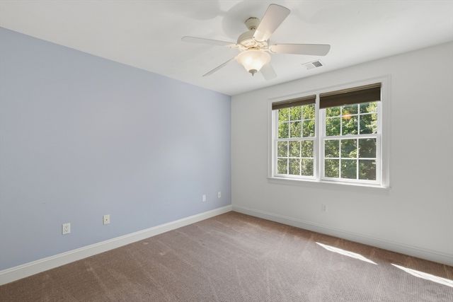 21 Manchester Pl, Natick, MA 01760