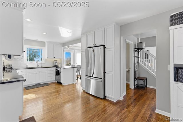 60491 Lamplighter Drive, New Hudson, MI 48165
