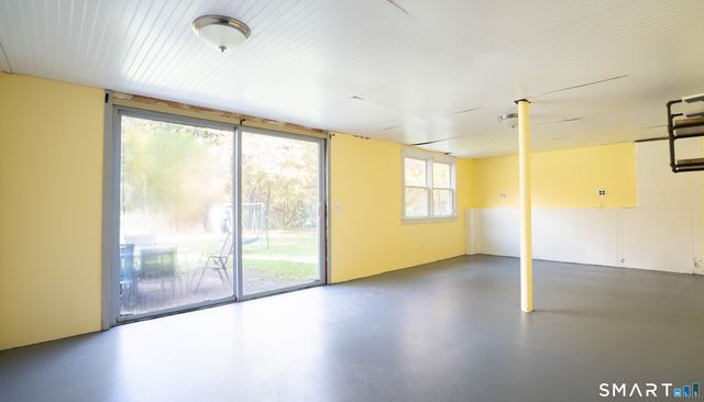 24 Coburn Circle 2, Newington, CT 06111