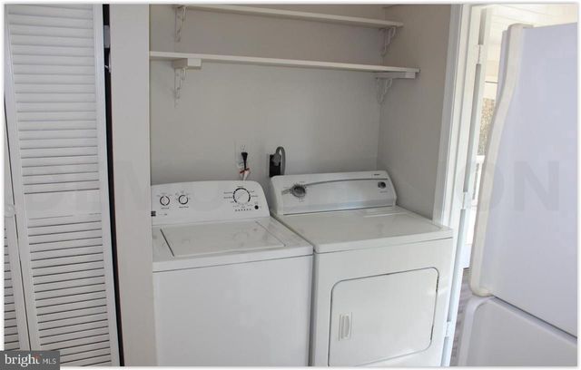 3735 W OX, Fairfax, VA 22033