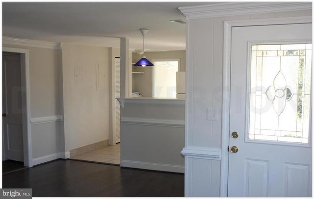 3735 W OX, Fairfax, VA 22033