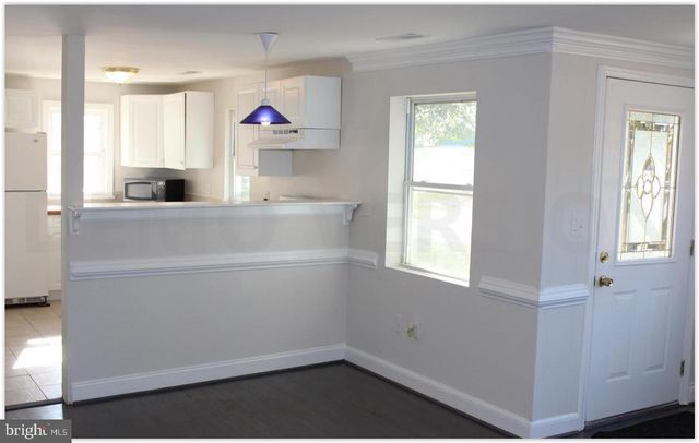 3735 W OX, Fairfax, VA 22033
