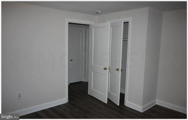 3735 W OX, Fairfax, VA 22033