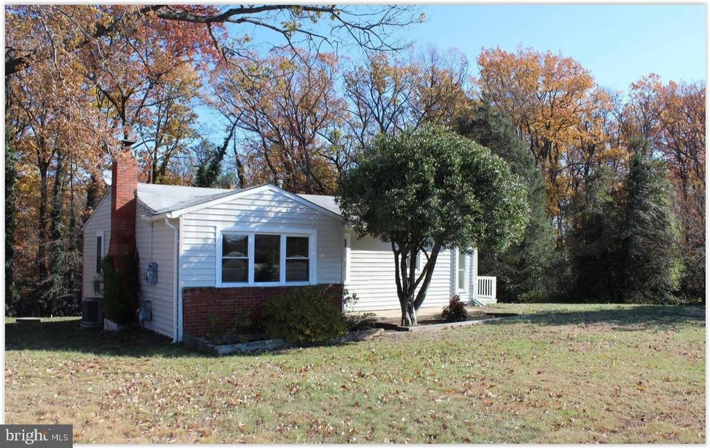 3735 W OX, Fairfax, VA 22033