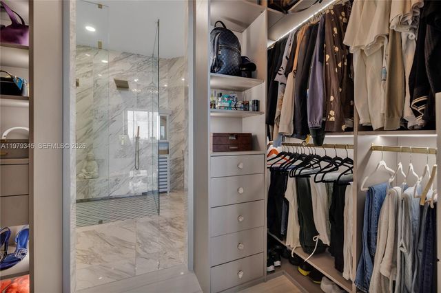 725 NE 22nd St PH2F, Miami, FL 33137