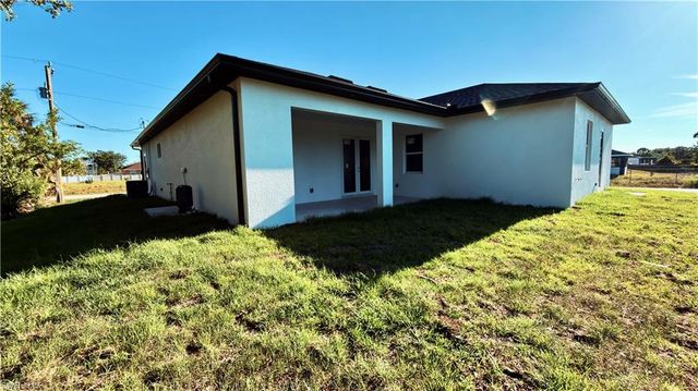 3114 6th ST W, Lehigh Acres, FL 33971