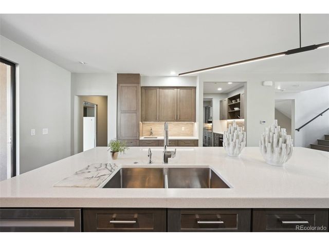 350 15th St, Boulder, CO 80302