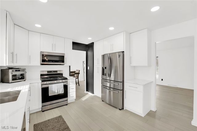 4560 Queen Mary Drive, South Euclid, OH 44121