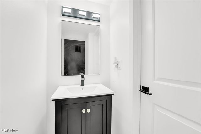 4560 Queen Mary Drive, South Euclid, OH 44121